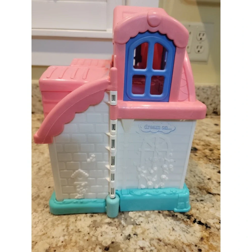 Vintage Fisher Price Little People Sweet Sounds Doll House Tested Works Figures